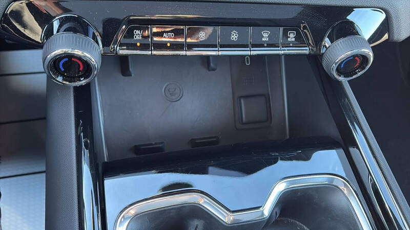 2025 Chevrolet Silverado EV RST