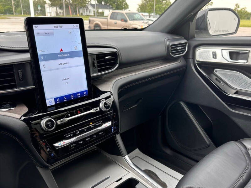 2023 Ford Explorer Platinum