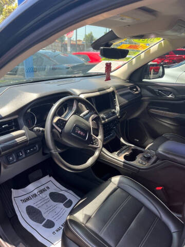 2021 GMC Acadia Denali