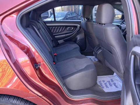 2014 Ford Taurus SEL