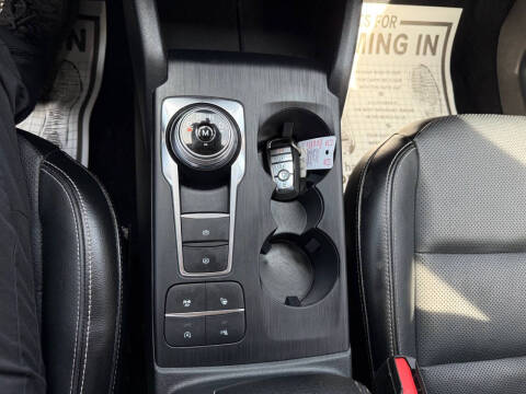 2020 Ford Escape Titanium