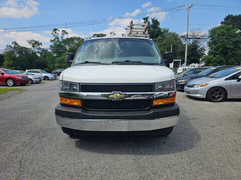 2022 Chevrolet Express 2500