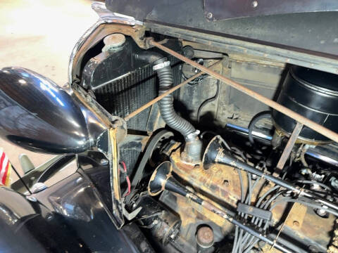 1936 Oldsmobile F-36
