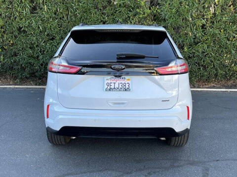 2022 Ford Edge SE