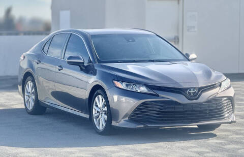 2018 Toyota Camry LE