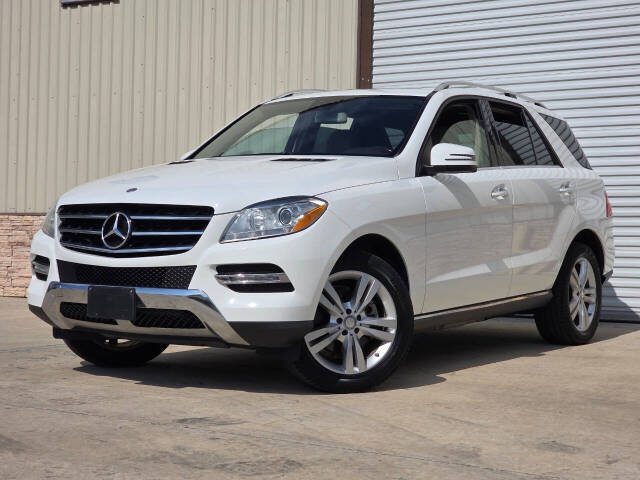 2014 Mercedes-Benz M-Class ML350's photo