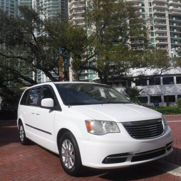 2014 Chrysler Town and Country for sale at Choice Auto in Fort Lauderdale FL
