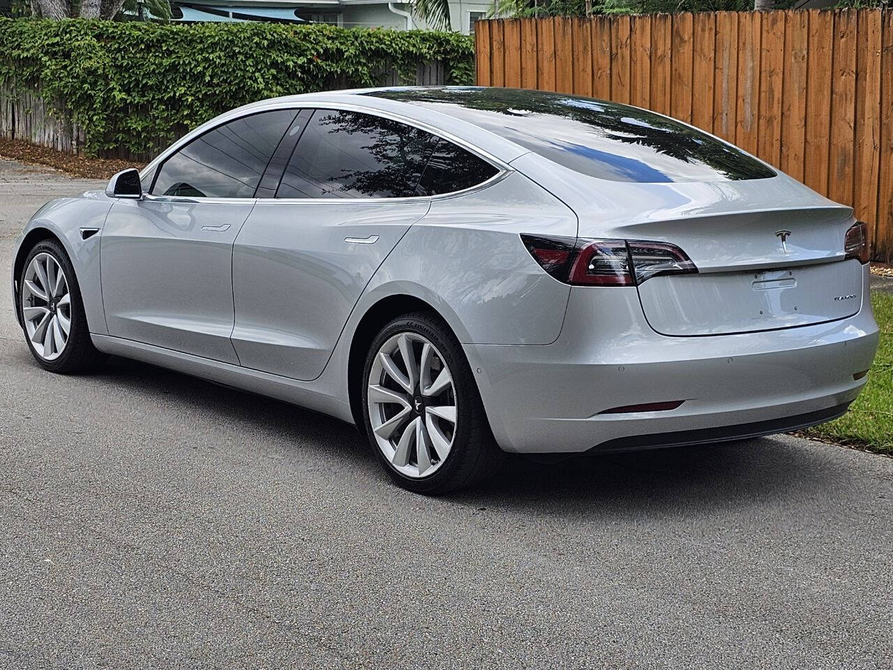 2018 TESLA Model 3 Sedan - $23,605
