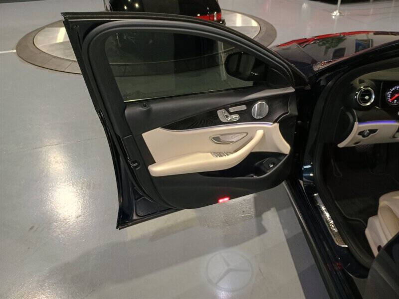 2017 Mercedes-Benz E-Class E 300 4MATIC