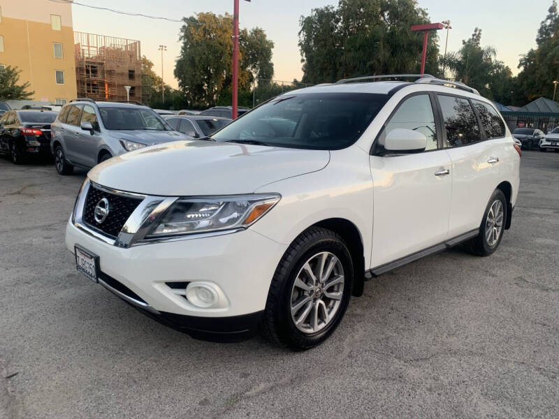 2014 Nissan Pathfinder SV