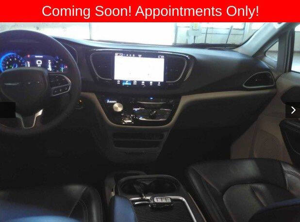 2022 Chrysler Pacifica Touring L