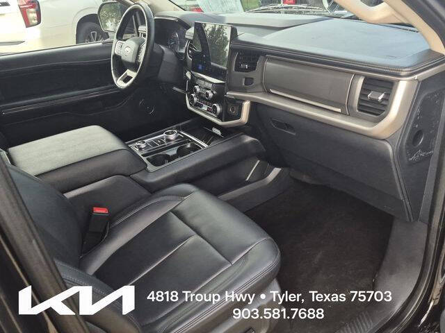 2023 Ford Expedition MAX XLT