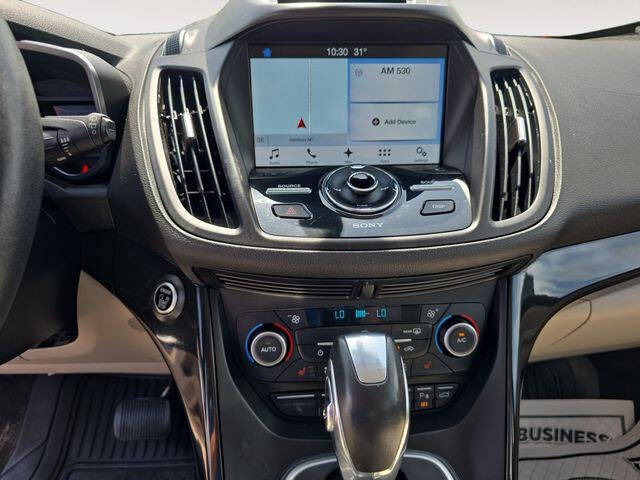 2017 Ford C-MAX Energi Titanium
