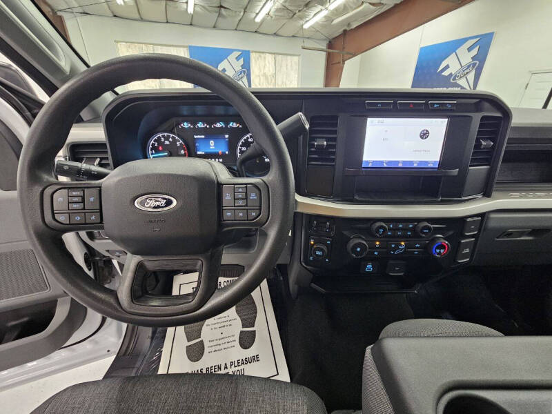 2024 Ford F-350 Super Duty XL