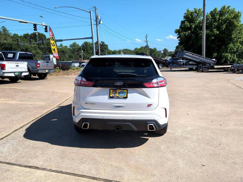 2020 Ford Edge ST