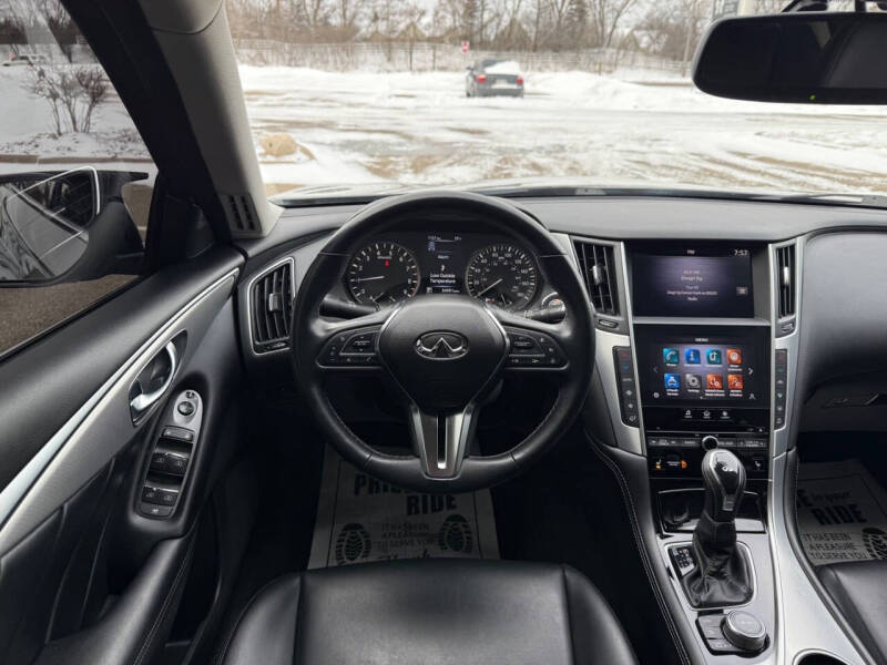2021 Infiniti Q50 Luxe