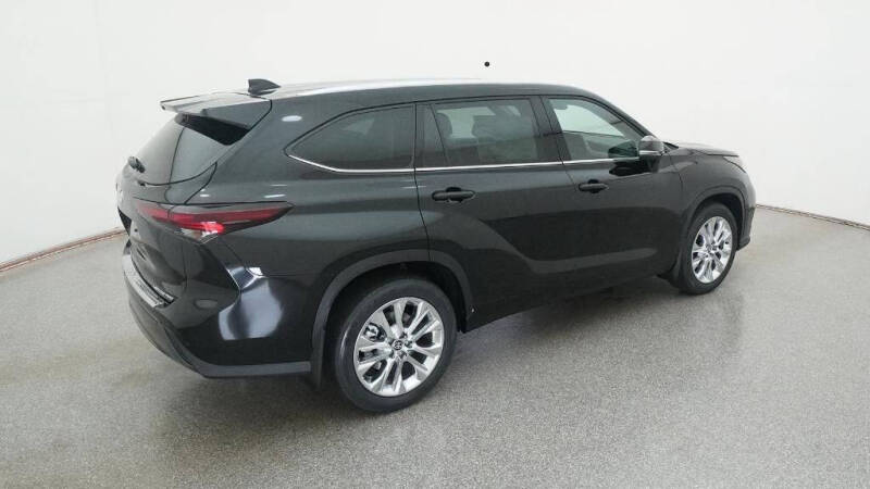 2026 Toyota Highlander Limited