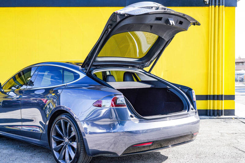 2017 Tesla Model S