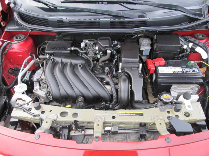 2012 Nissan Versa 1.6 SV