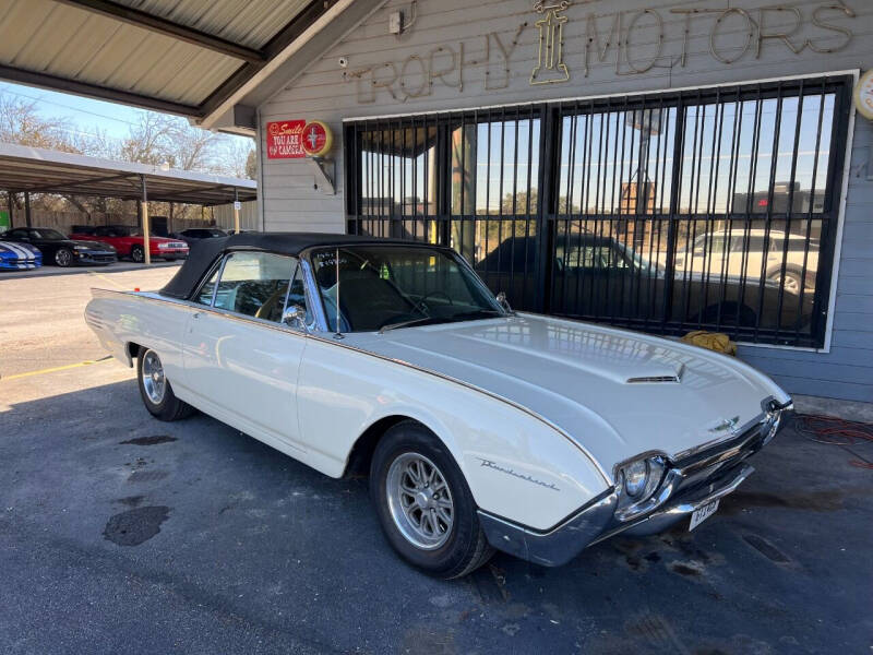 1961 Ford Thunderbird