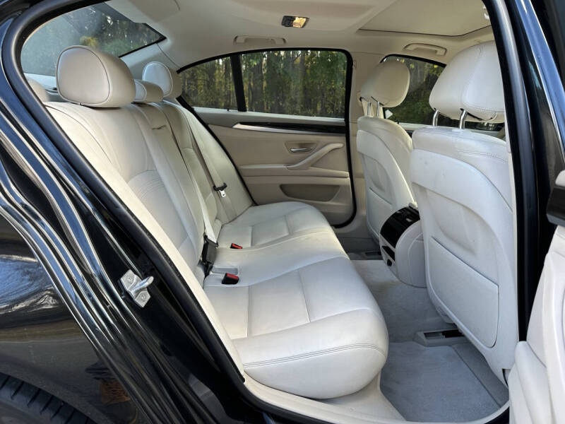 2014 BMW 5 Series 528i