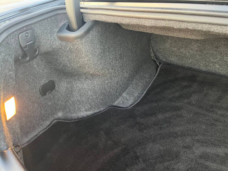 2014 Chrysler 300 C John Varvatos Limited Edition