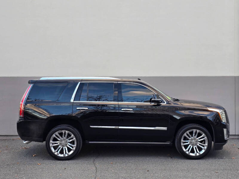 2017 Cadillac Escalade Premium Luxury