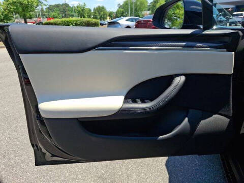 2023 Tesla Model S Plaid