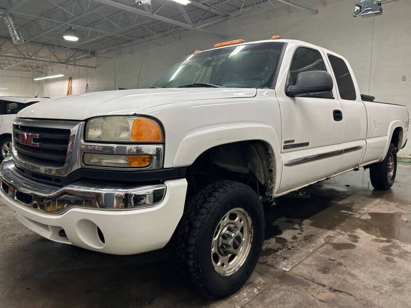 2003 GMC Sierra 2500HD for sale at Paley Auto Group in Columbus OH
