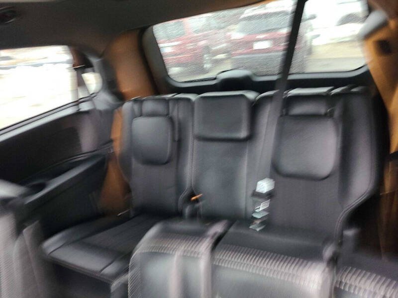 2014 Chrysler Town and Country S