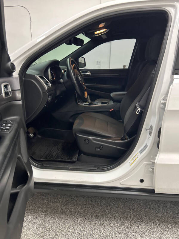 2018 Jeep Grand Cherokee Laredo E