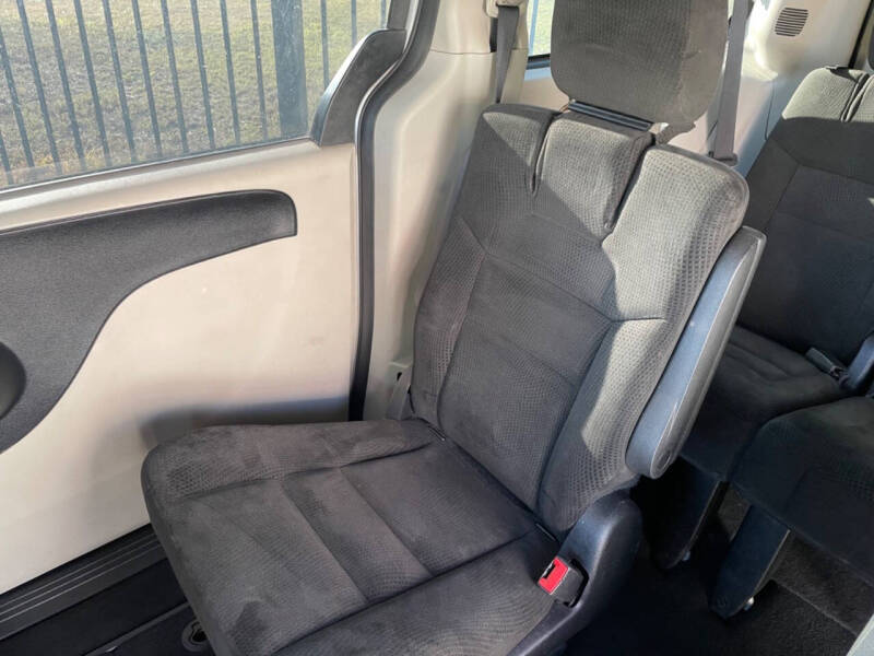 2016 Dodge Grand Caravan American Value Package