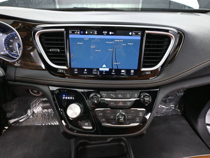 2022 Chrysler Pacifica Pinnacle