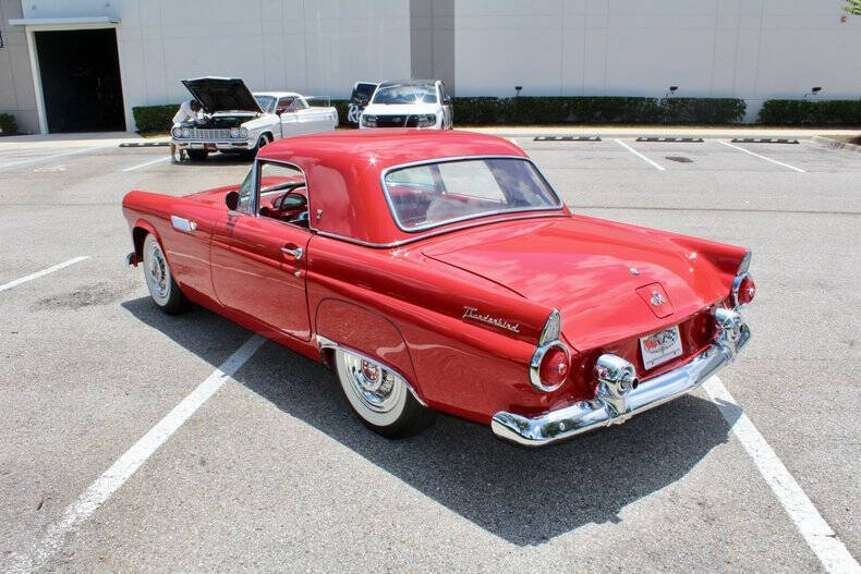 1955 Ford Thunderbird