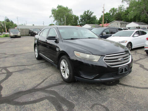 2015 Ford Taurus SE