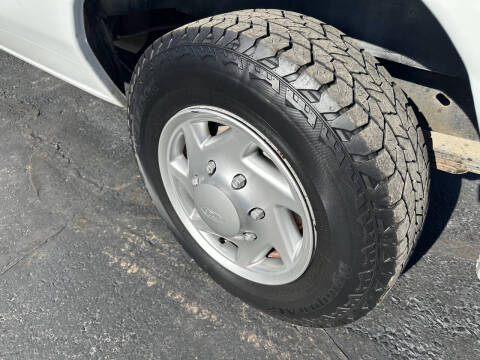 2010 Ford E-Series E-150