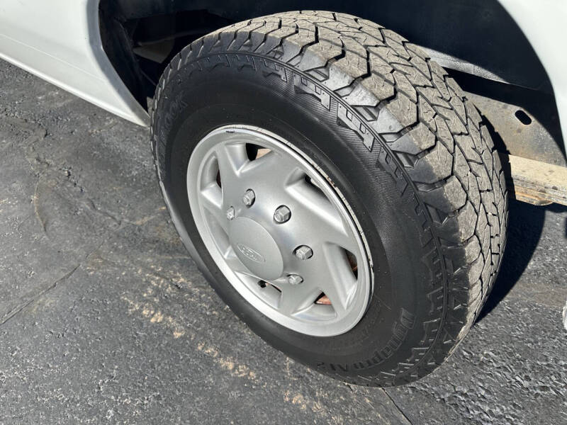 2010 Ford E-Series E-150