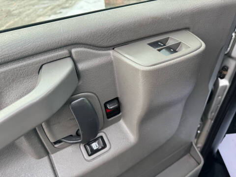 2020 Chevrolet Express LS 3500