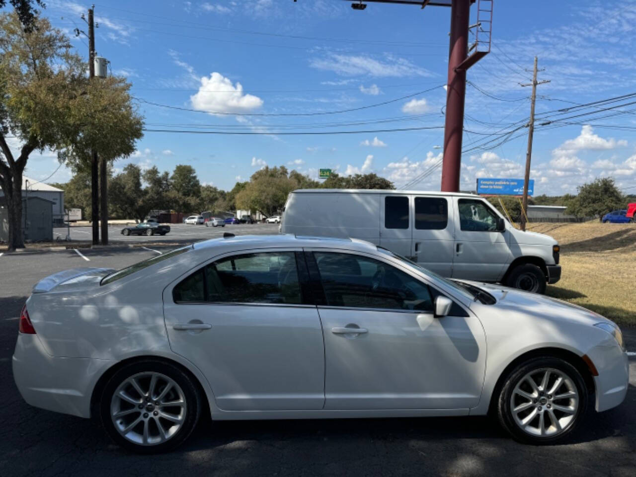 2010 Mercury Milan for sale at AUSTIN PREMIER AUTO in Austin, TX