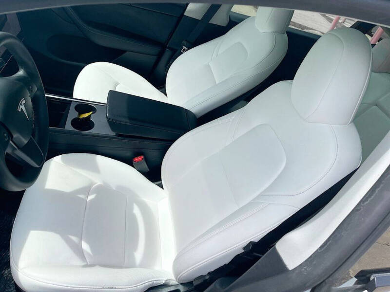 2024 Tesla Model Y Performance