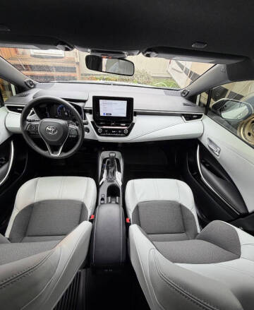 2025 Toyota Corolla Hatchback XSE