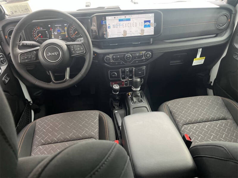 2025 Jeep Gladiator Mojave