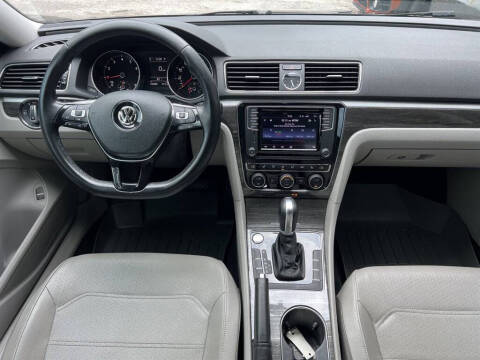 2017 Volkswagen Passat 1.8T SE