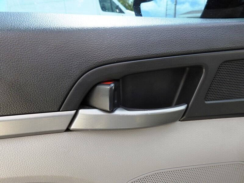 2017 Hyundai Elantra  - $11,900