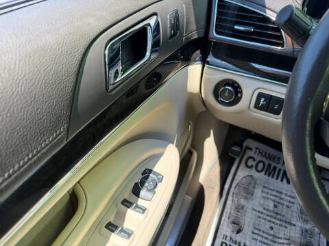 2017 Lincoln MKT Elite