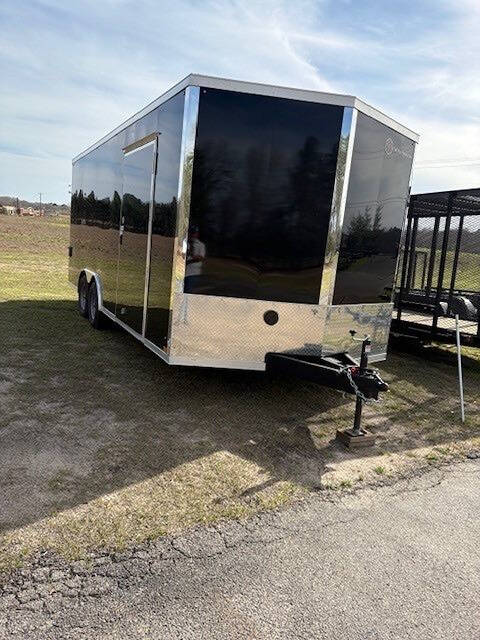 Cross Trailer 20' Enclosed w/rear ramp door Image