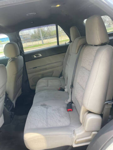 2015 Ford Explorer
