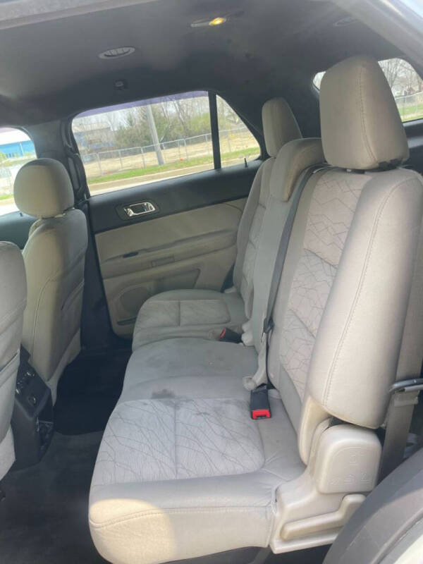 2015 Ford Explorer
