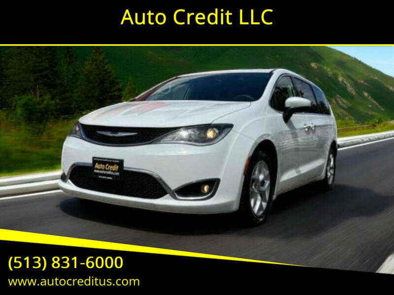 2017 Chrysler Pacifica for sale at Auto Credit LLC in Milford OH