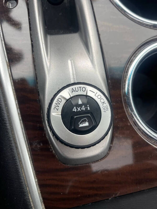 2016 Nissan Pathfinder Platinum